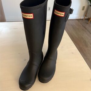Hunter Classic Black Knee-High Boots